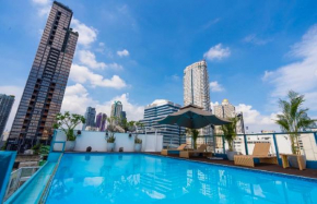 Sapphire hotel Silom Bangkok 蓝宝石曼谷酒店